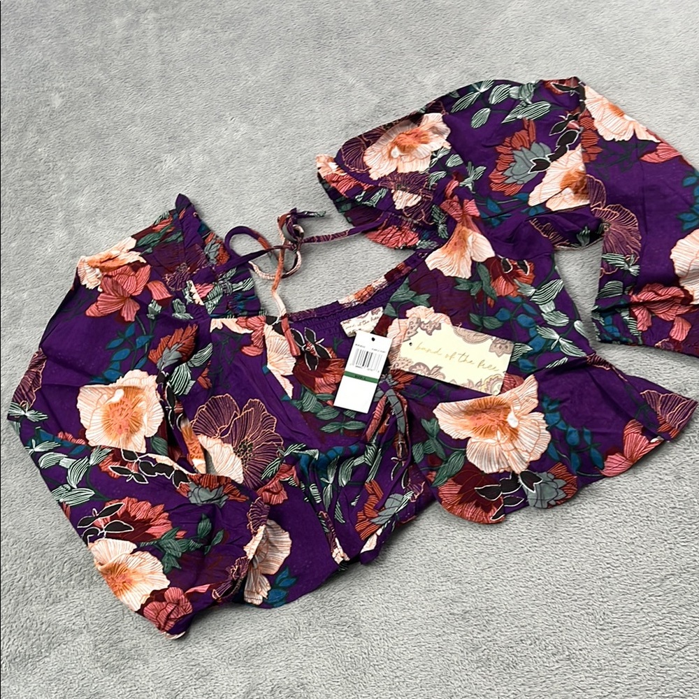 NEW Band of Gypsies L Women's Floral Purple Women's Smocked Crop Puff Sleeve Top